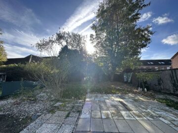 Altbau! Familientraum in Dornröschenschlaf - Großer Südgarten