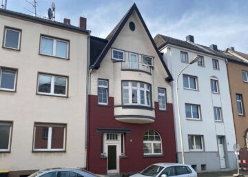 Altbaucharme in bester Lage - Straßenansicht